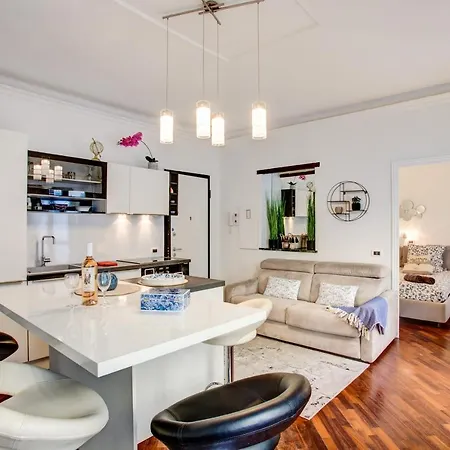 Superbe Appartement, Plein Centre De *