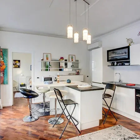 Superbe Appartement, Plein Centre De 公寓 *