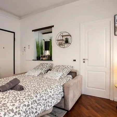 Superbe Appartement, Plein Centre De * 尼斯