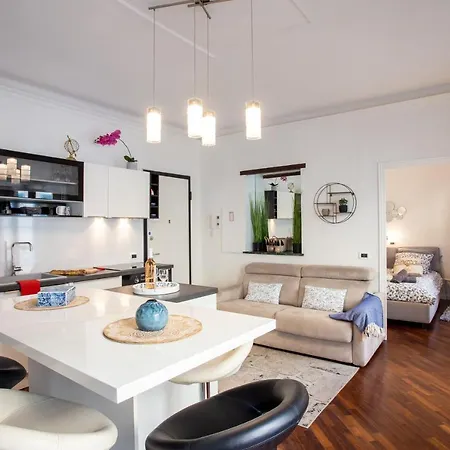 公寓 Superbe Appartement, Plein Centre De 尼斯